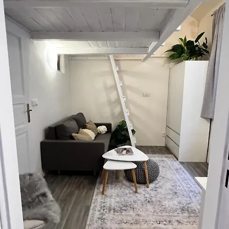 Lejlighed Cozy Oasis - & Quiet